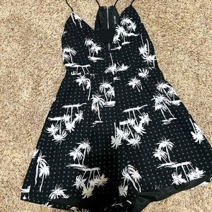 Size: S women’s romper